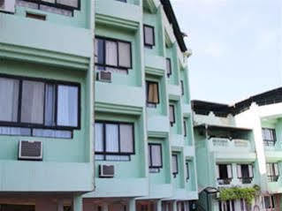 Hotel Madhuban 马哈巴莱斯赫瓦尔 外观 照片